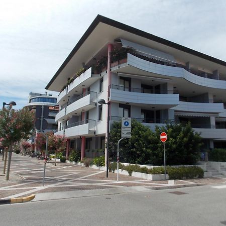 Costa Azzurra Apartment Grado Ngoại thất bức ảnh
