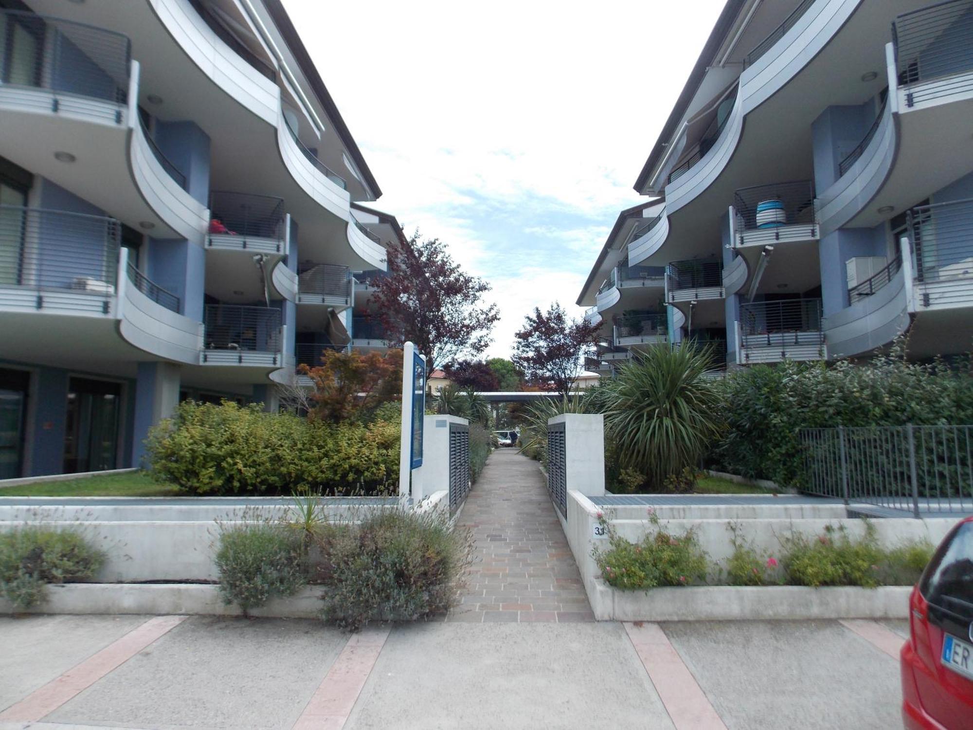 Costa Azzurra Apartment Grado Ngoại thất bức ảnh