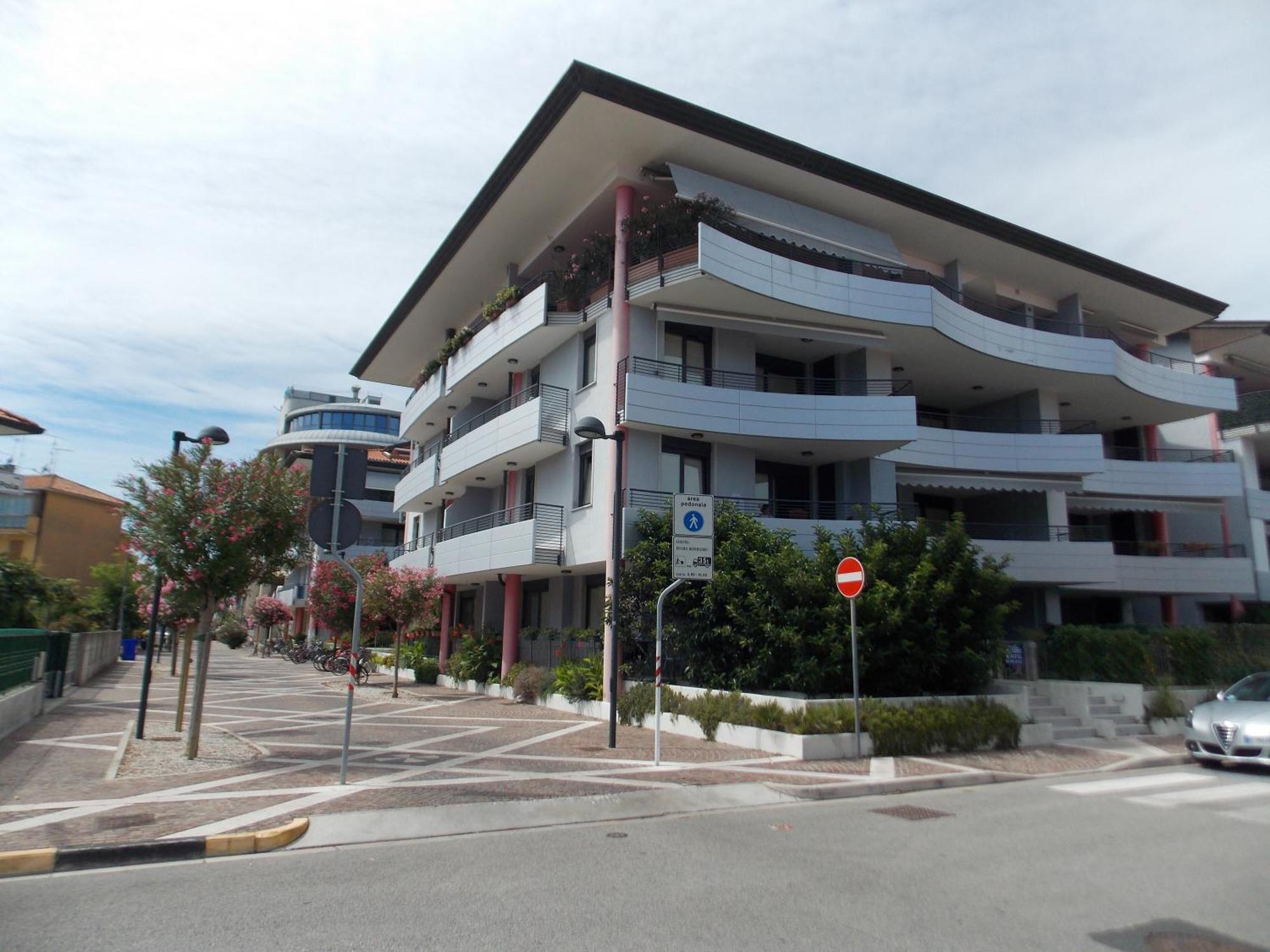 Costa Azzurra Apartment Grado Ngoại thất bức ảnh