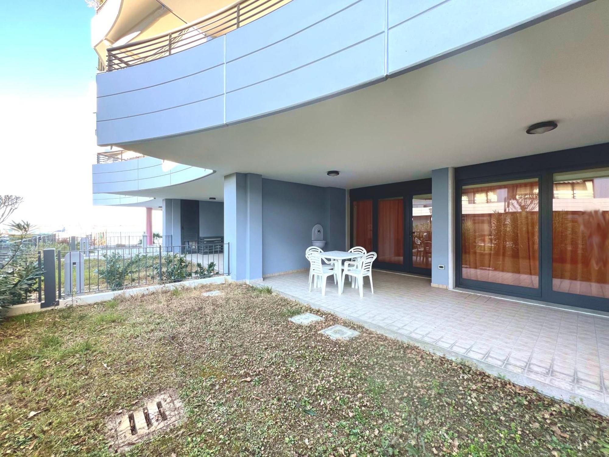 Costa Azzurra Apartment Grado Phòng bức ảnh